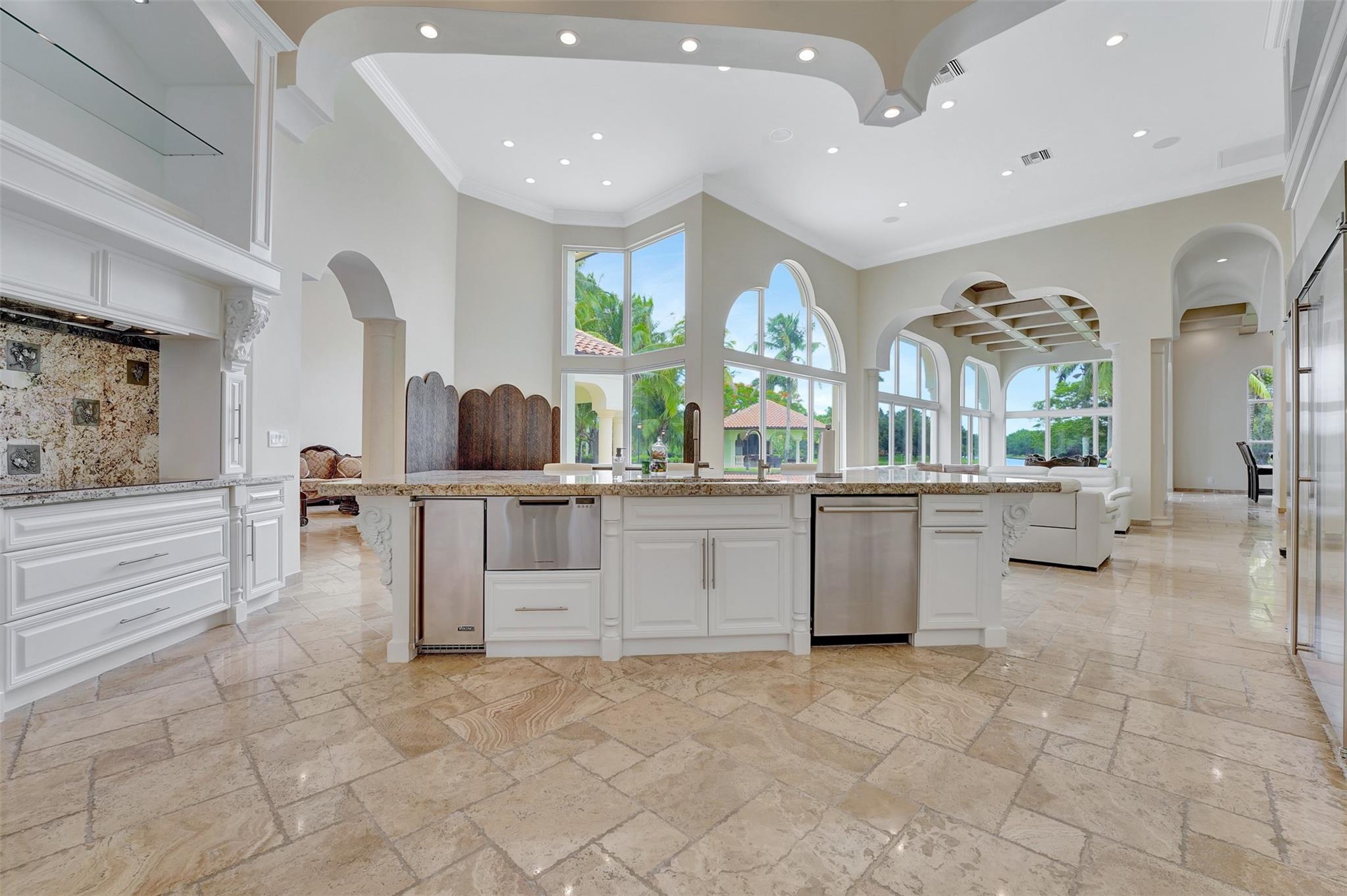 3440 Stallion Ln Weston, FL 33331