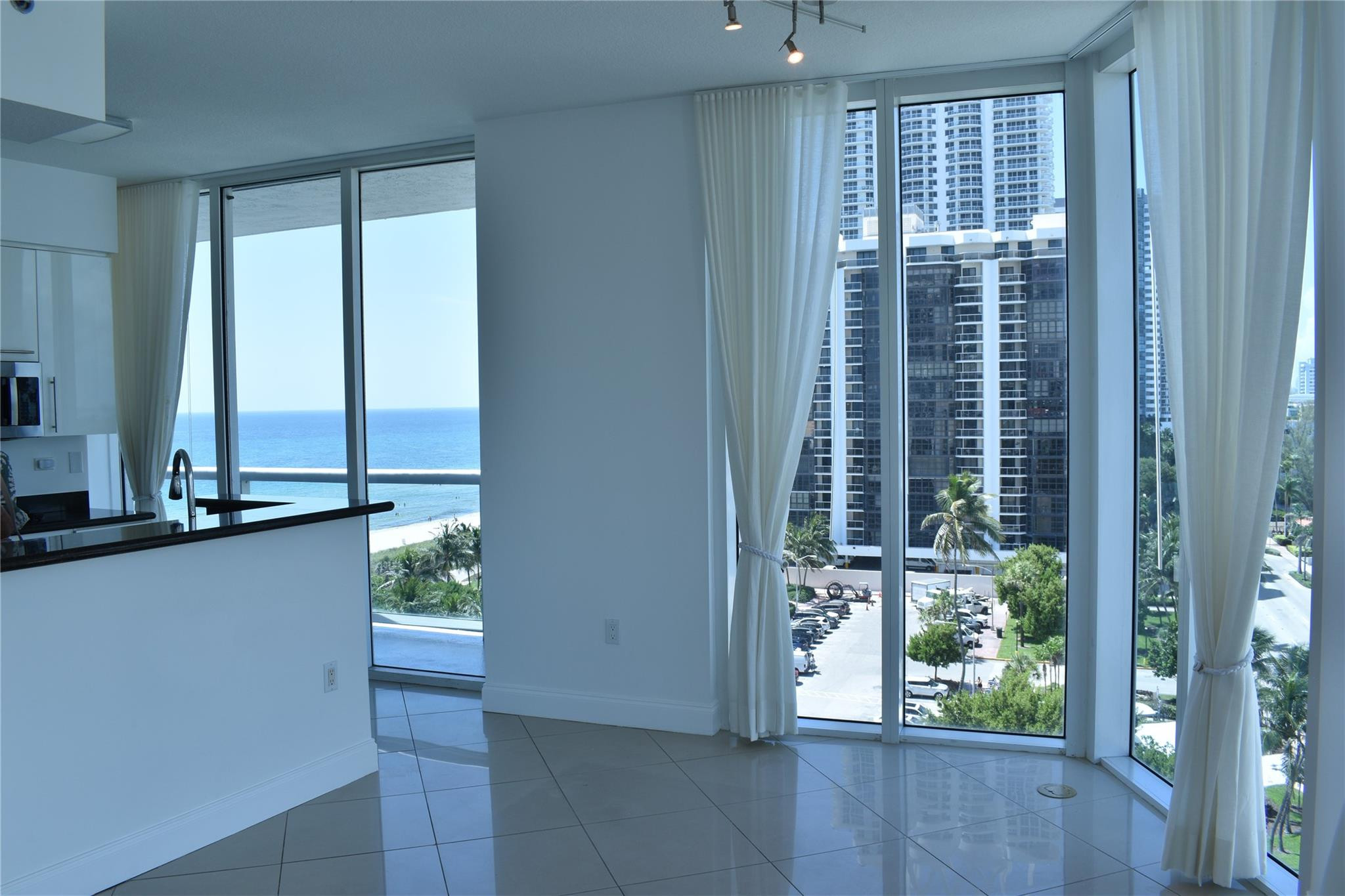 image Bel Aire on the Ocean7