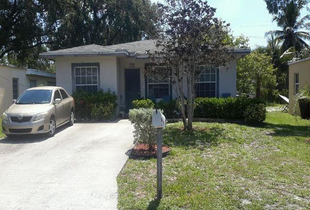 720 NW 15th Ter