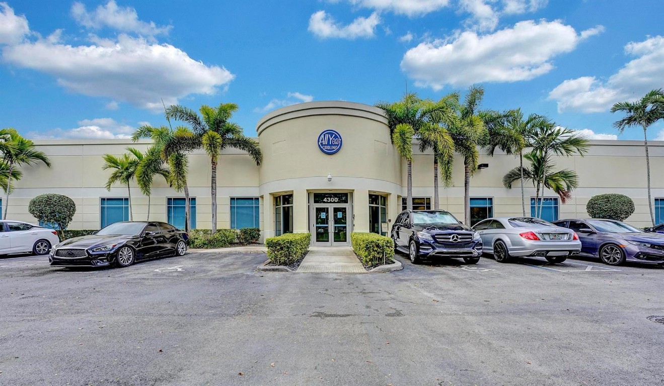 4300 NW 124th Coral Springs, FL 33065