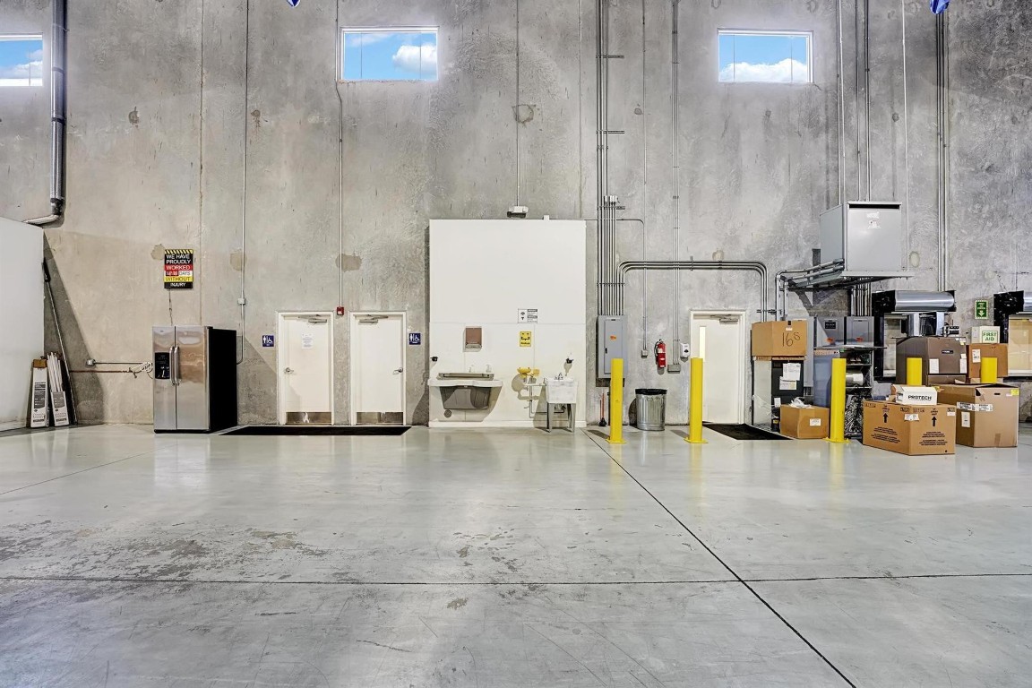 4300 NW 124th Coral Springs, FL 33065