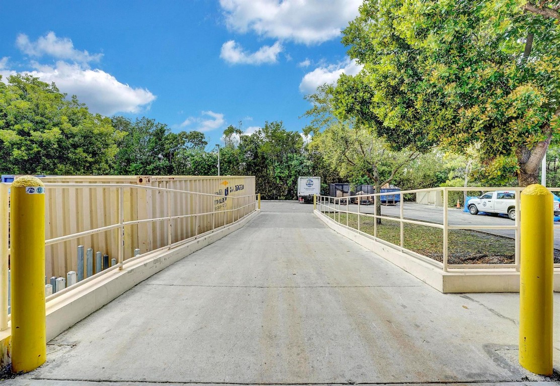 4300 NW 124th Coral Springs, FL 33065