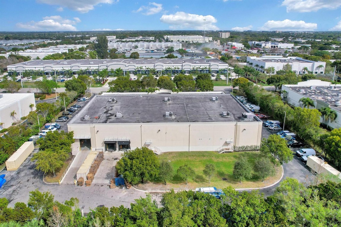 4300 NW 124th Coral Springs, FL 33065