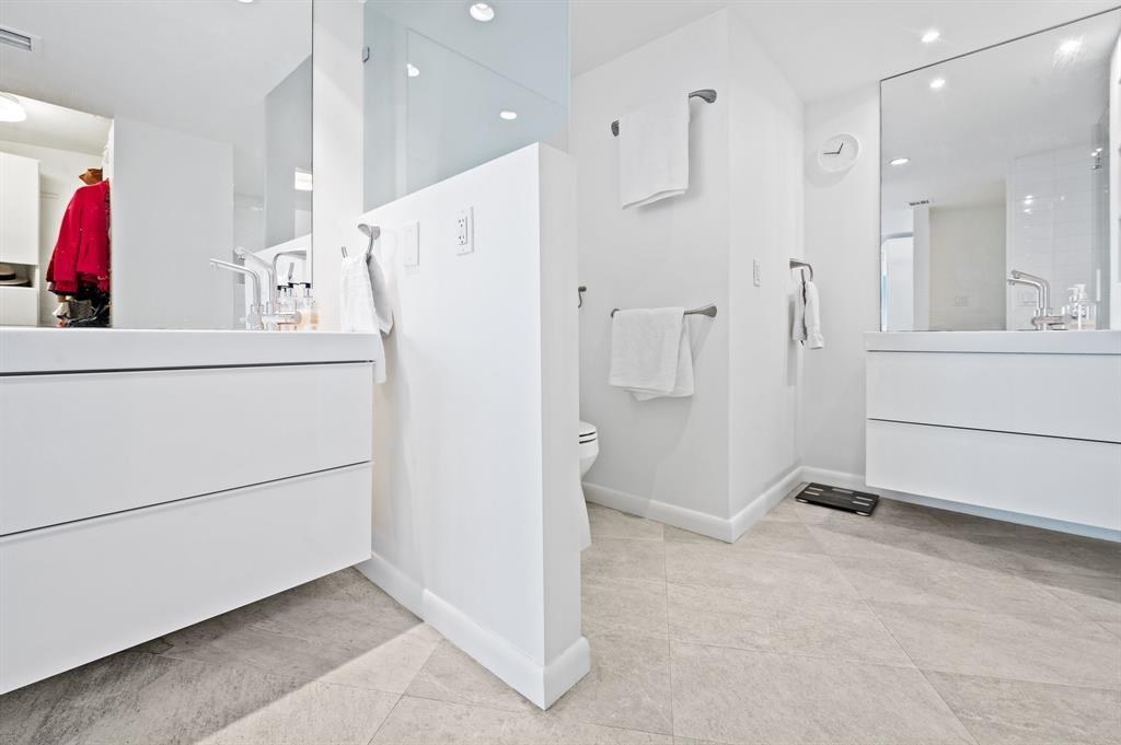 3000 Holiday Dr #1103 Fort Lauderdale, FL 33316