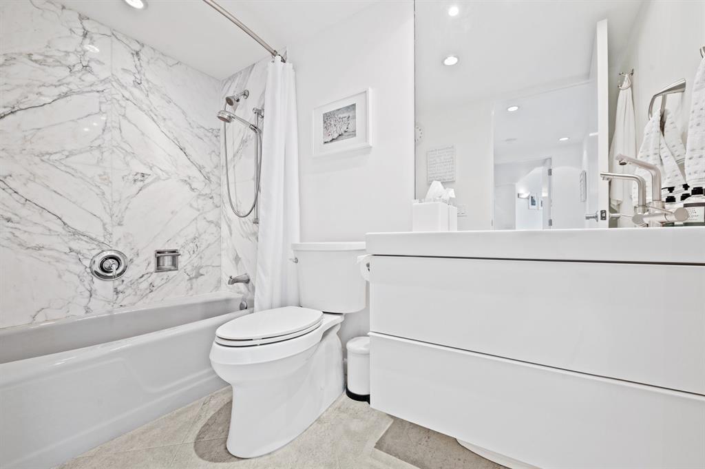 3000 Holiday Dr #1103 Fort Lauderdale, FL 33316