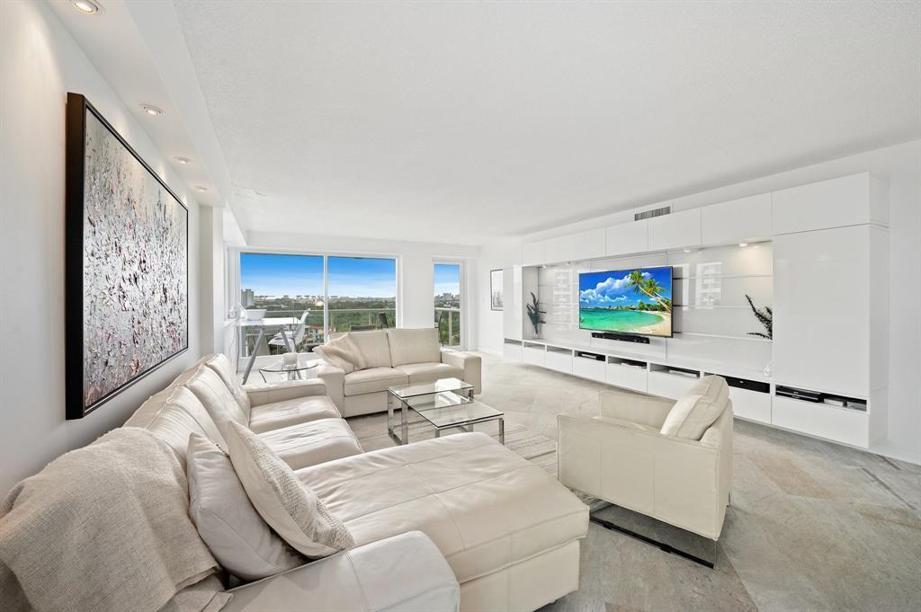 3000 Holiday Dr #1103 Fort Lauderdale, FL 33316