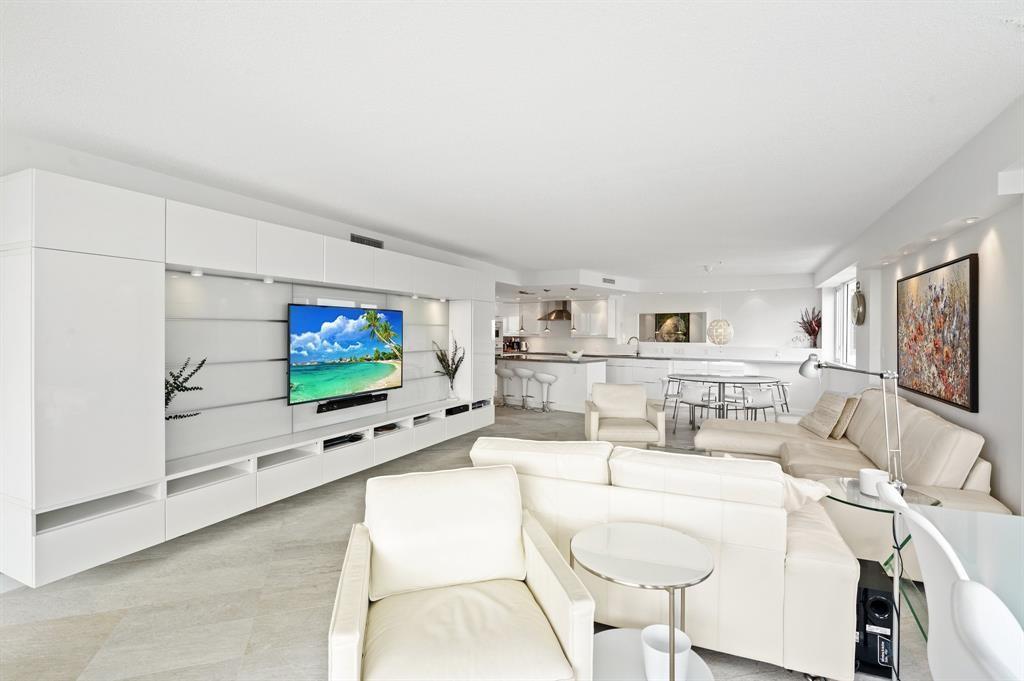 3000 Holiday Dr #1103 Fort Lauderdale, FL 33316