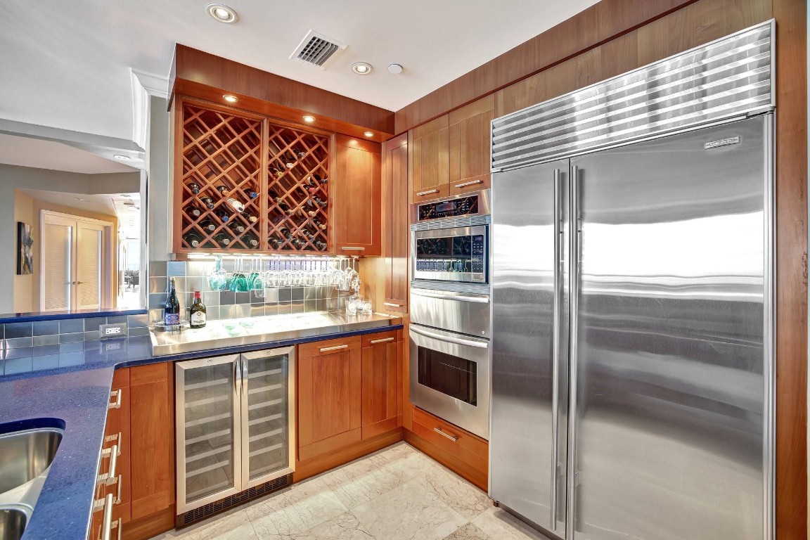 1 N Fort Lauderdale Bch #1801 / 1808 Fort Lauderdale, FL 33304