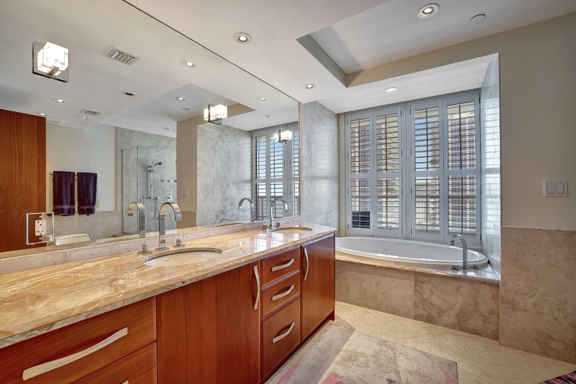 1 N Fort Lauderdale Bch #1801 / 1808 Fort Lauderdale, FL 33304