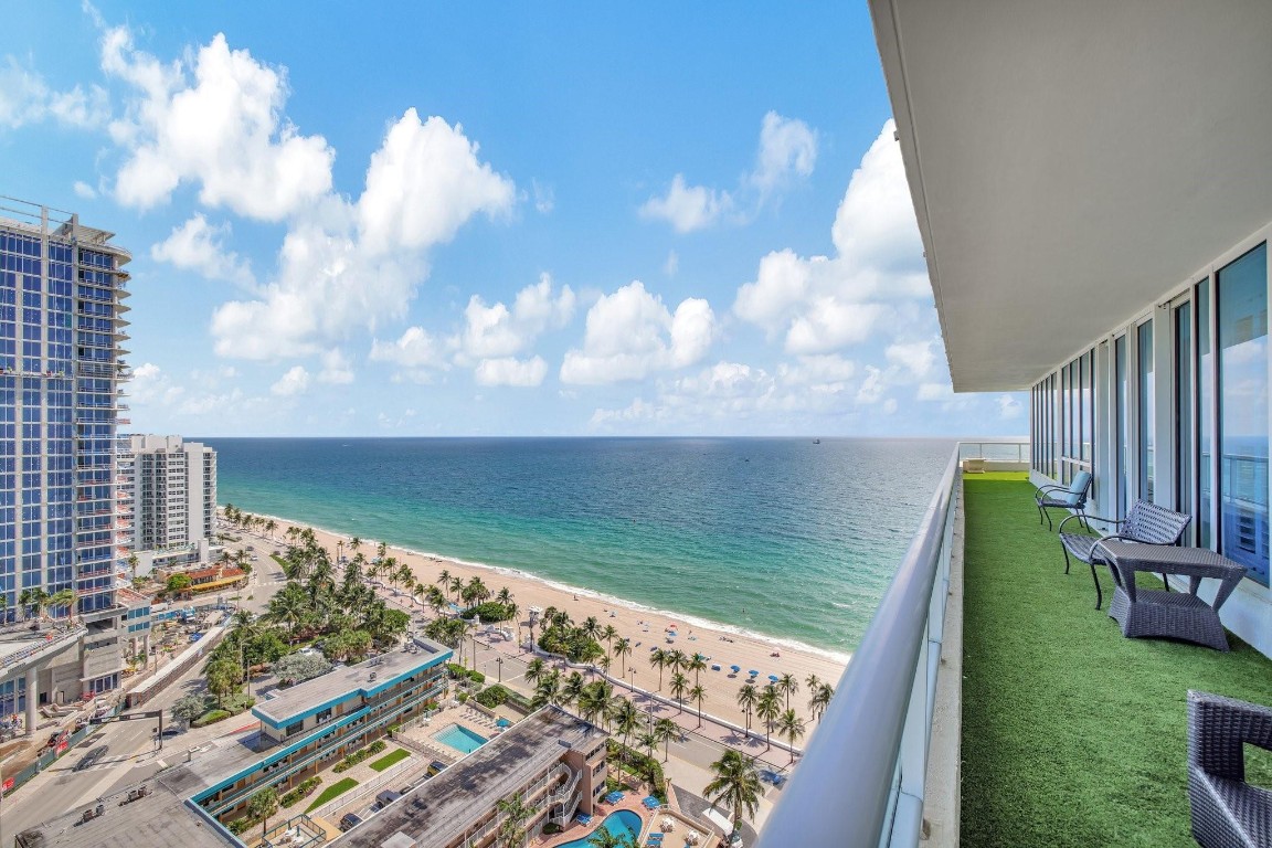 1 N Fort Lauderdale Bch #1801 / 1808 Fort Lauderdale, FL 33304