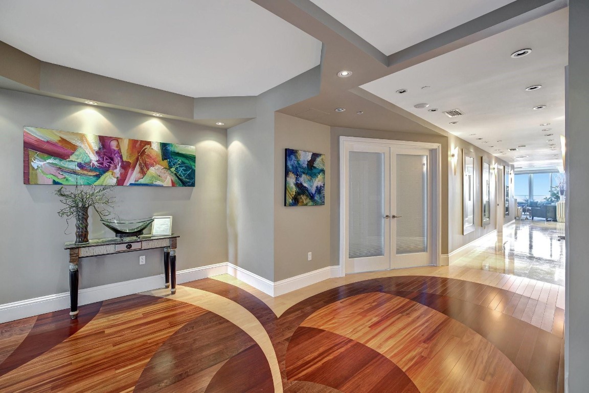 1 N Fort Lauderdale Bch #1801 / 1808 Fort Lauderdale, FL 33304