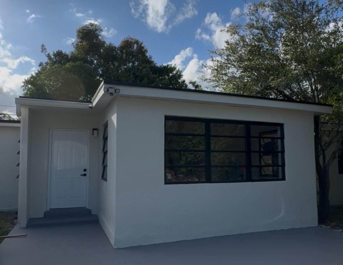 1109 NW 15th Ave