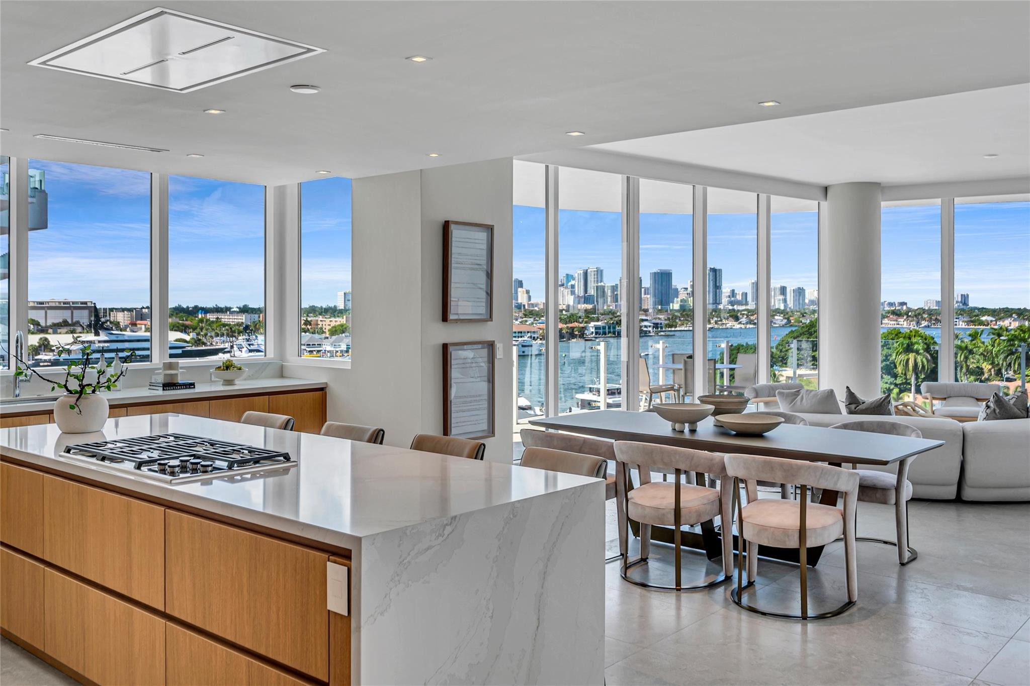 2241 SE 17th St #601 Fort Lauderdale, FL 33316