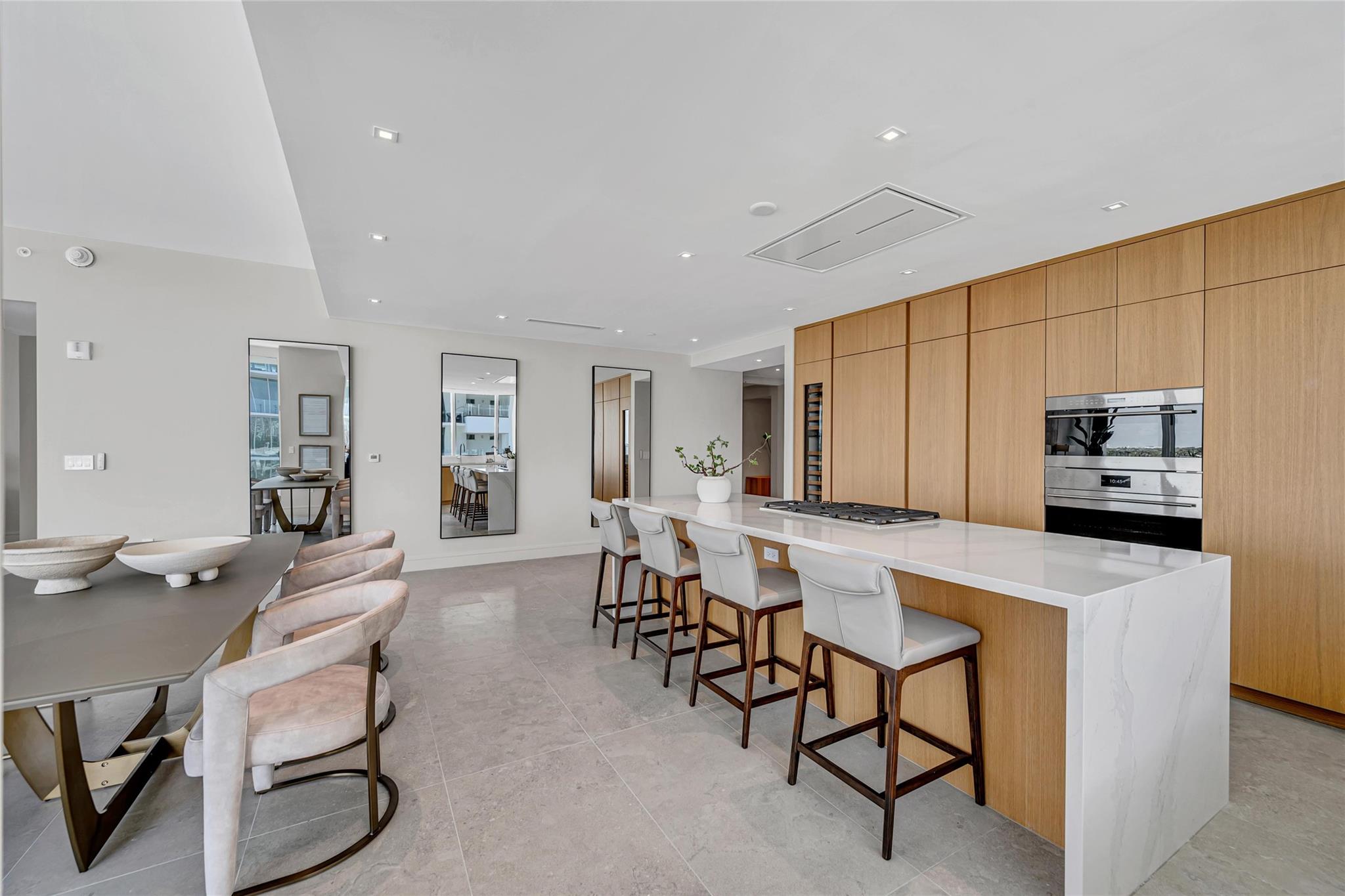 2241 SE 17th St #601 Fort Lauderdale, FL 33316