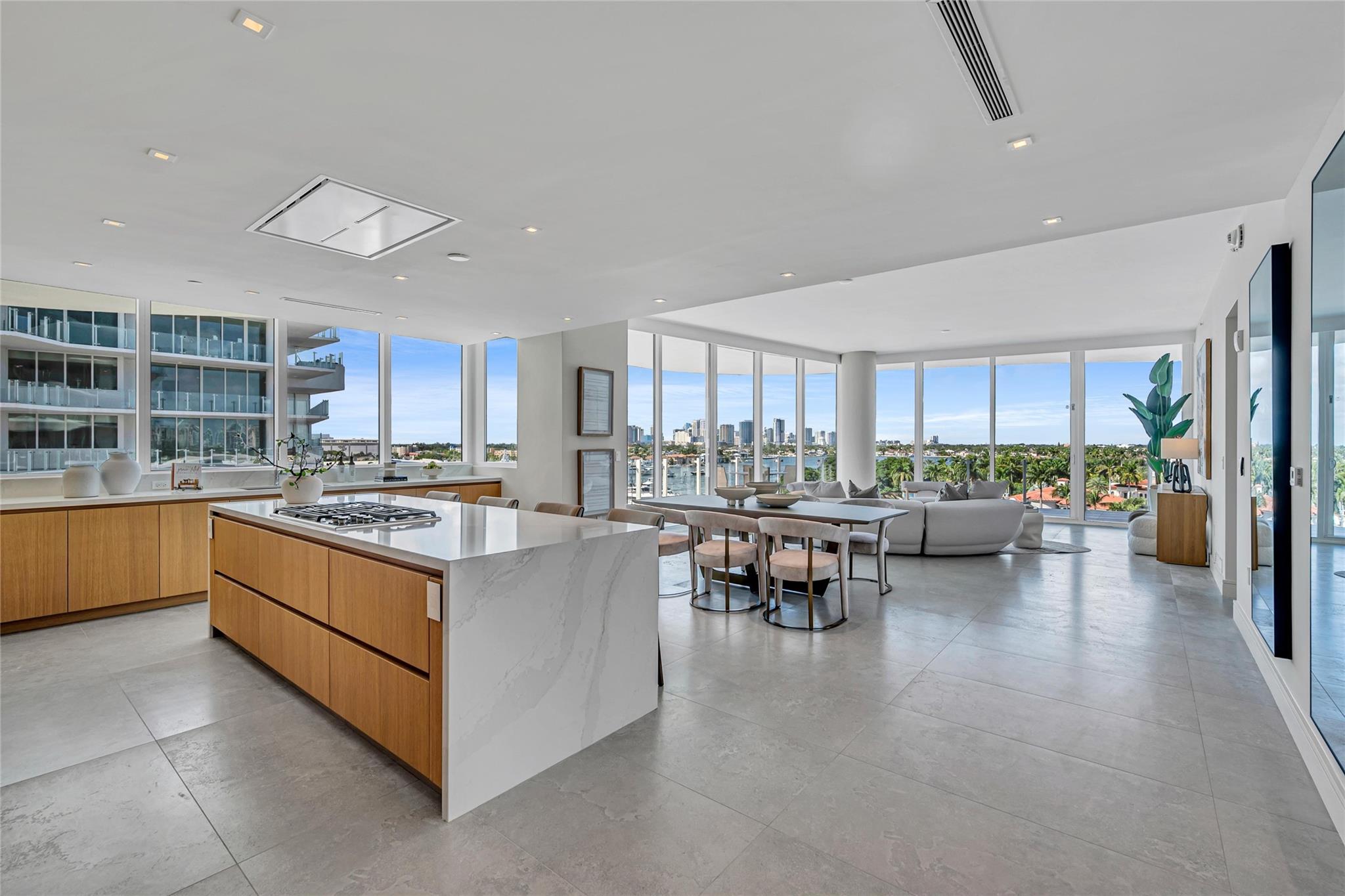 2241 SE 17th St #601 Fort Lauderdale, FL 33316