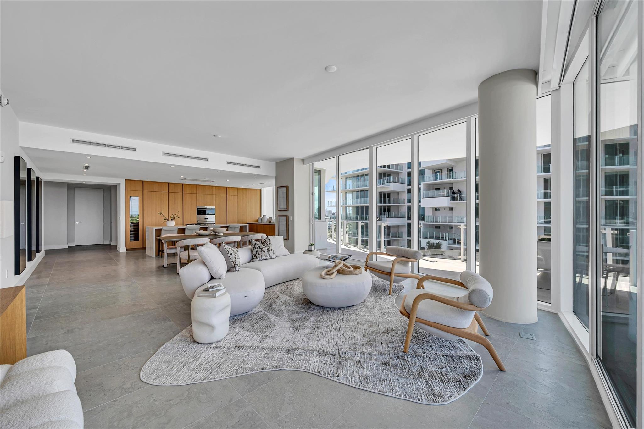 2241 SE 17th St #601 Fort Lauderdale, FL 33316