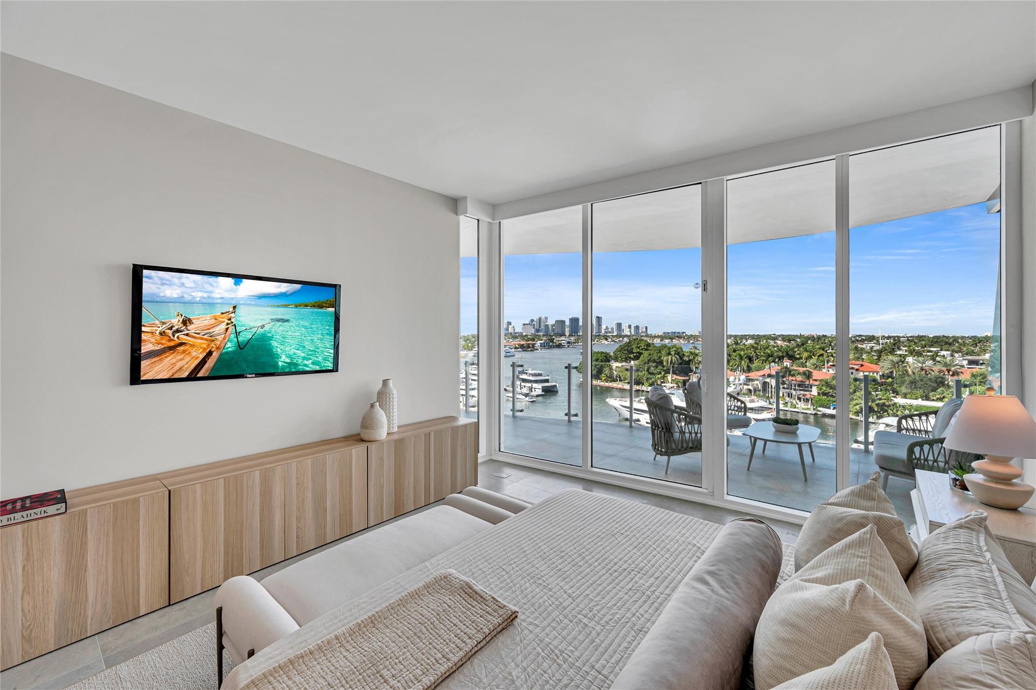 2241 SE 17th St #601 Fort Lauderdale, FL 33316