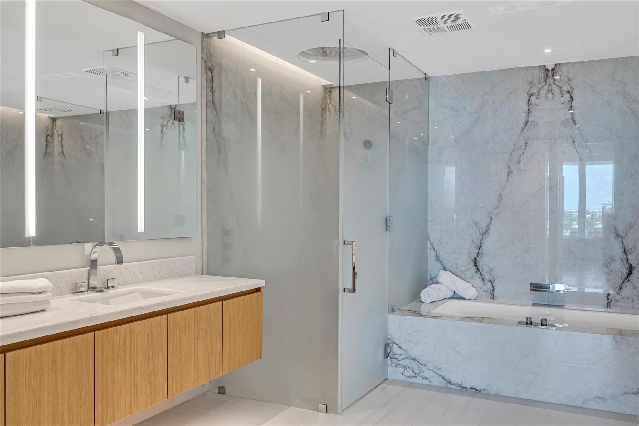 2241 SE 17th St #601 Fort Lauderdale, FL 33316