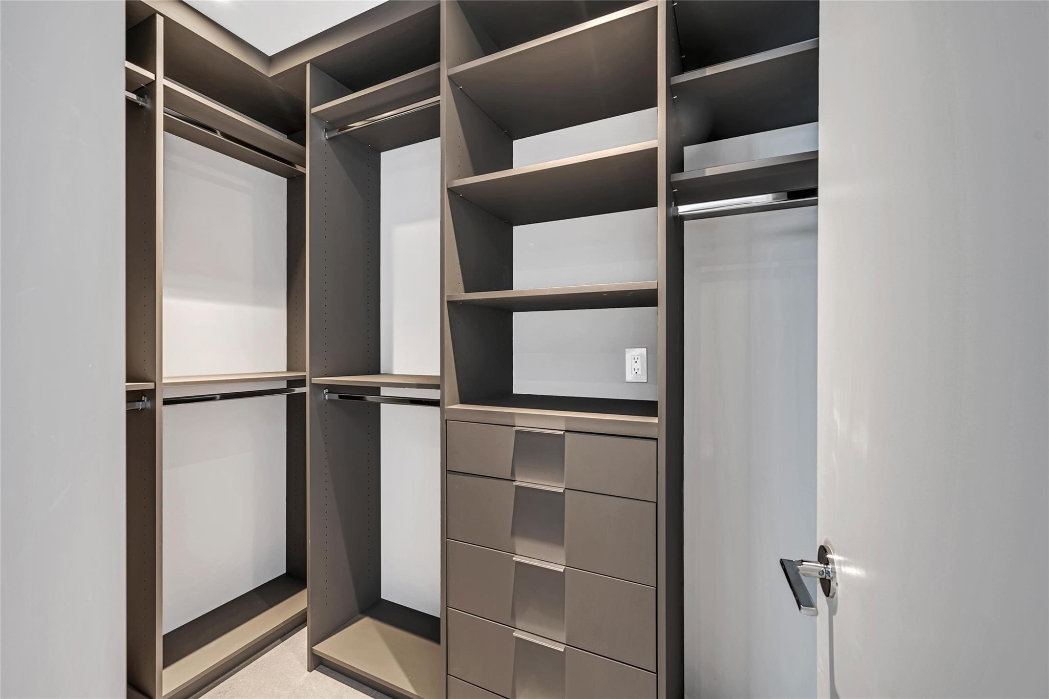 2241 SE 17th St #601 Fort Lauderdale, FL 33316