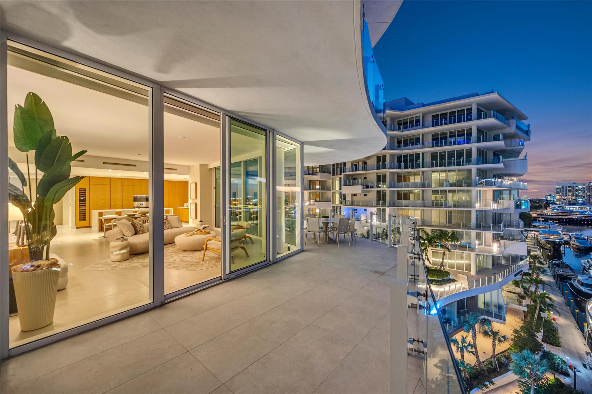 2241 SE 17th St #601 Fort Lauderdale, FL 33316