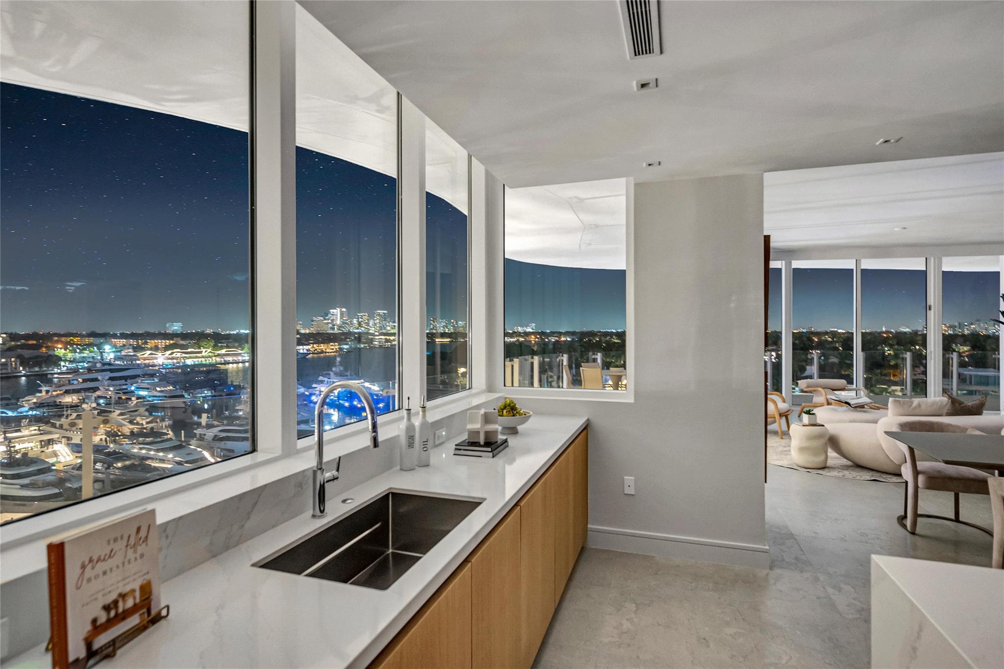 2241 SE 17th St #601 Fort Lauderdale, FL 33316