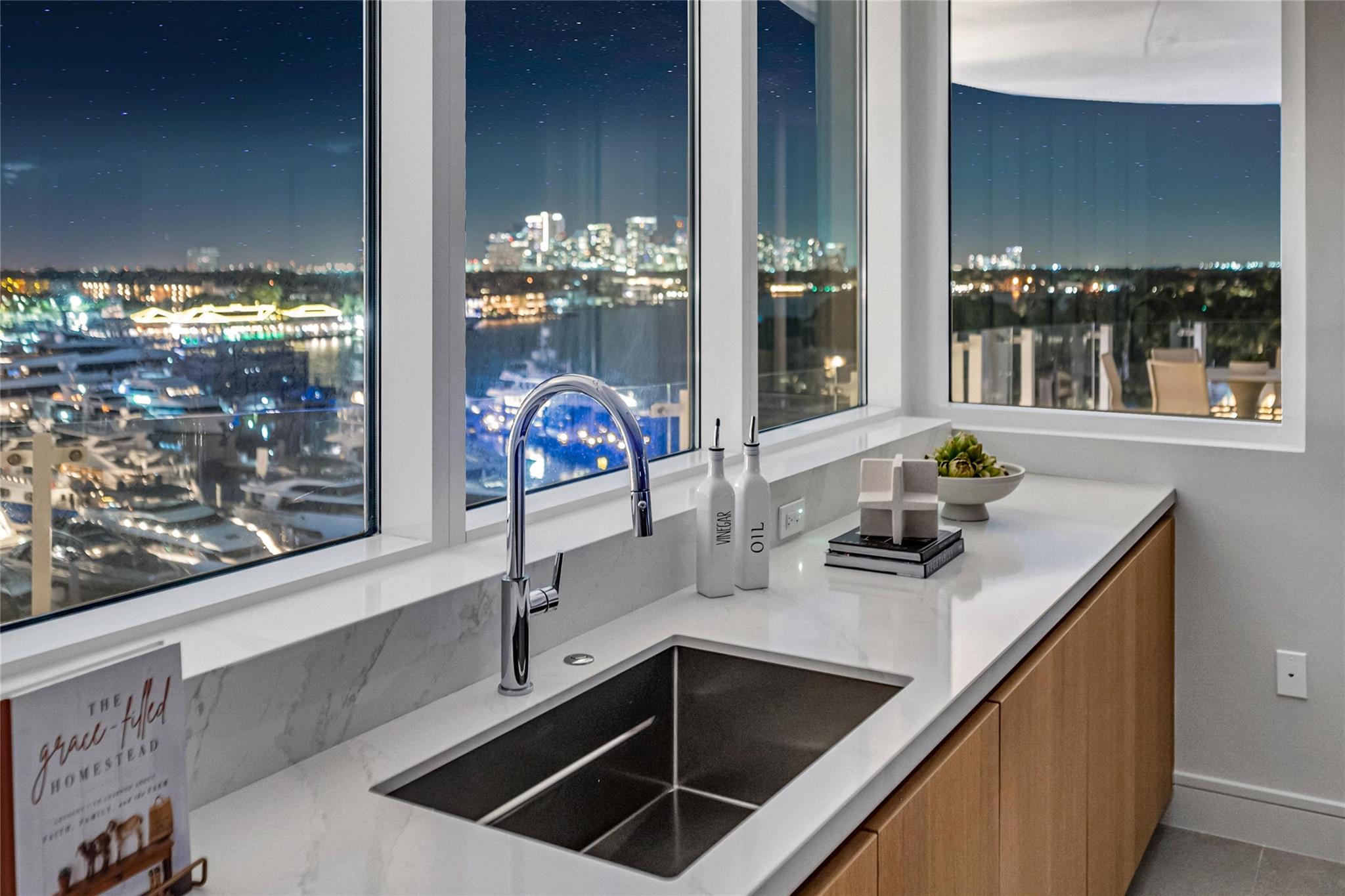 2241 SE 17th #601 Fort Lauderdale, FL 33316