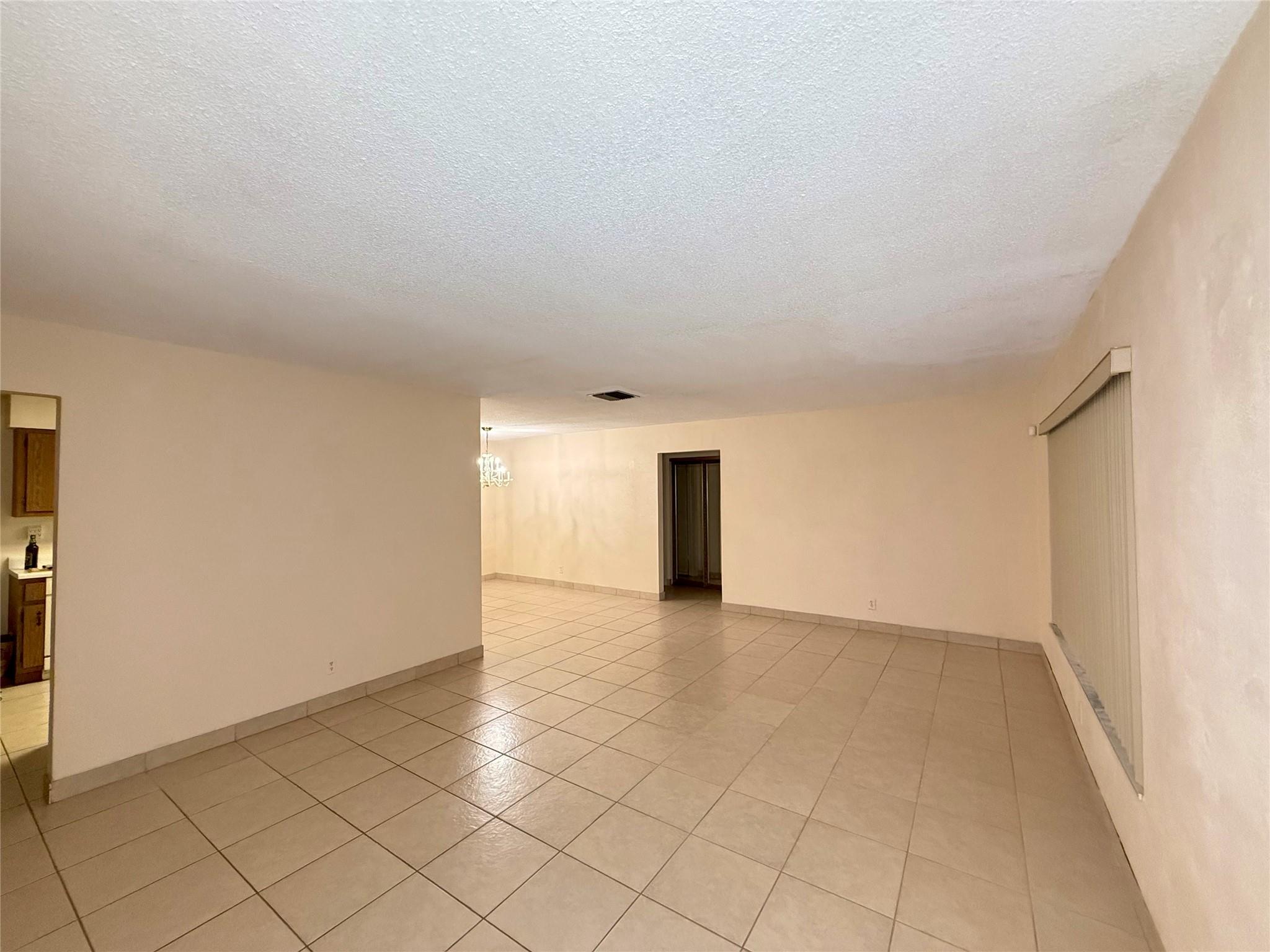 7508 NW 67th Ave Tamarac, FL 33321