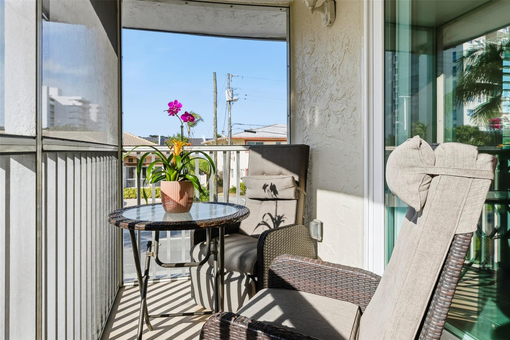 1450 N Riverside Dr #201 Pompano Beach, FL 33062