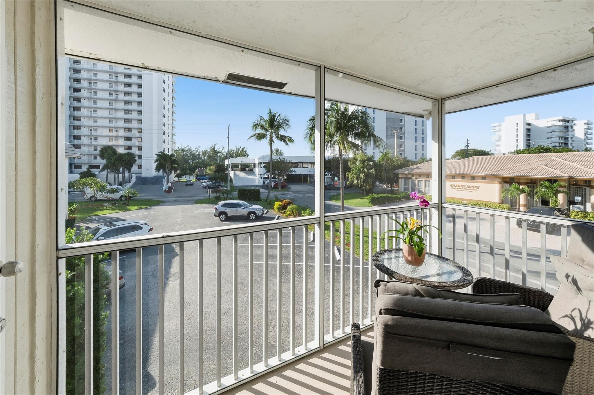 1450 N Riverside Dr #201 Pompano Beach, FL 33062