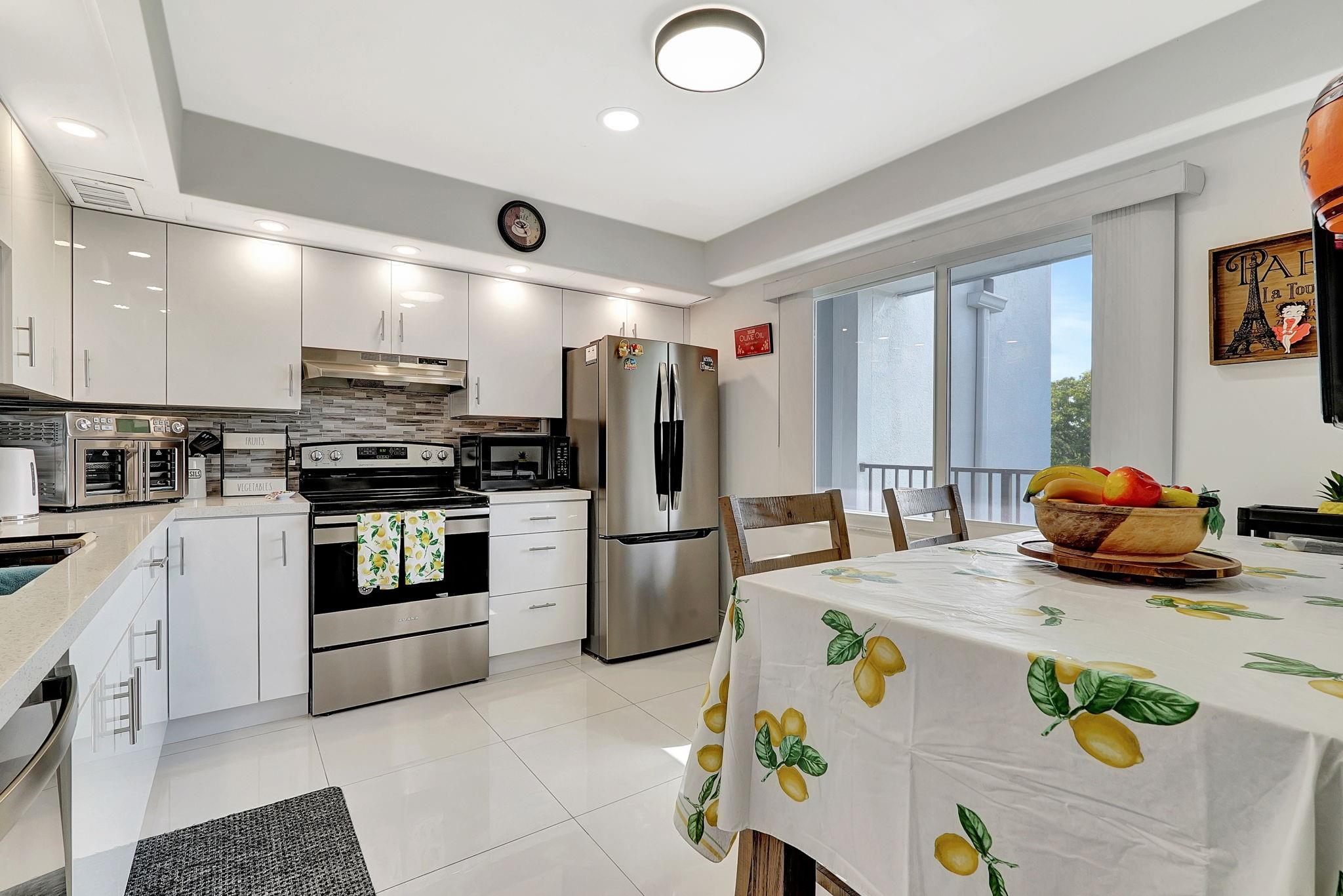 1401 SW 128th Ter #406H