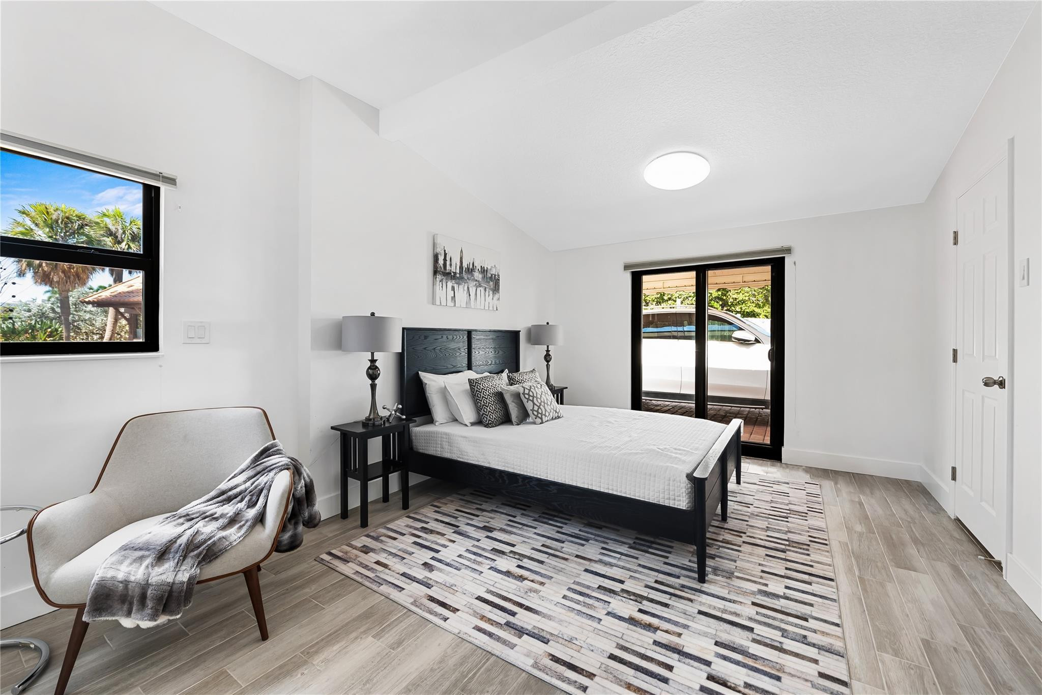 2301 E Las Olas Blvd Fort Lauderdale, FL 33301