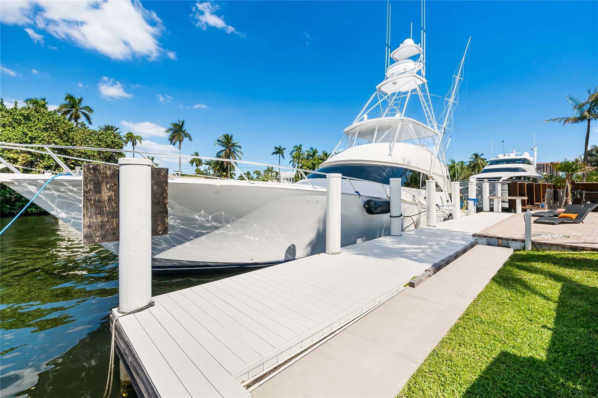 2301 E Las Olas Blvd Fort Lauderdale, FL 33301