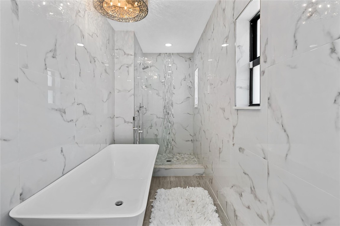 2301 E Las Olas Blvd Fort Lauderdale, FL 33301