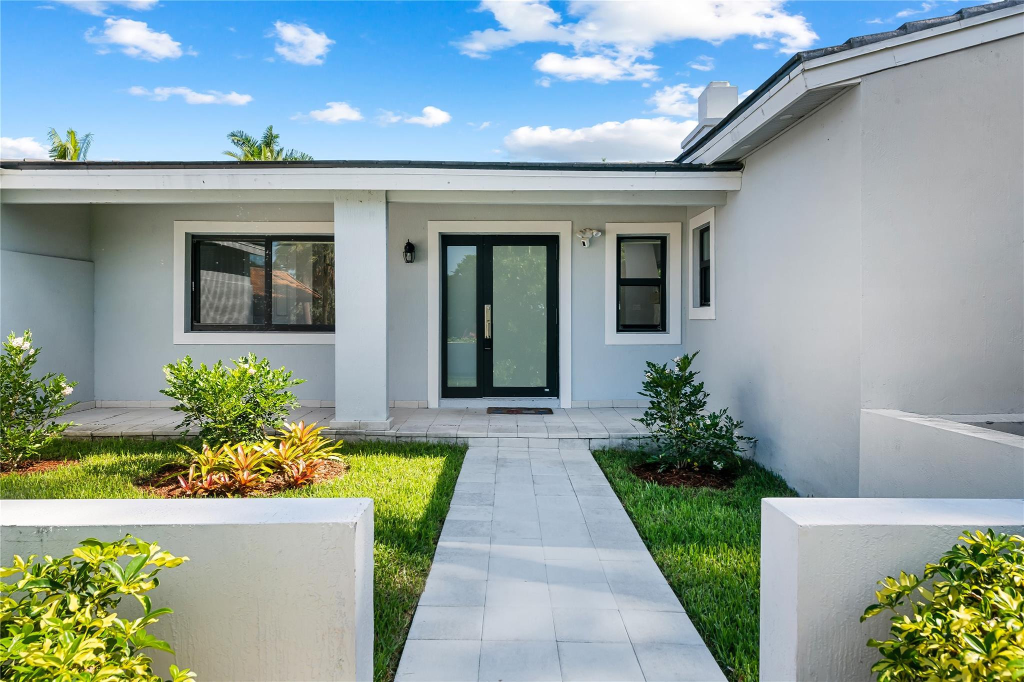 2301 E Las Olas Blvd Fort Lauderdale, FL 33301