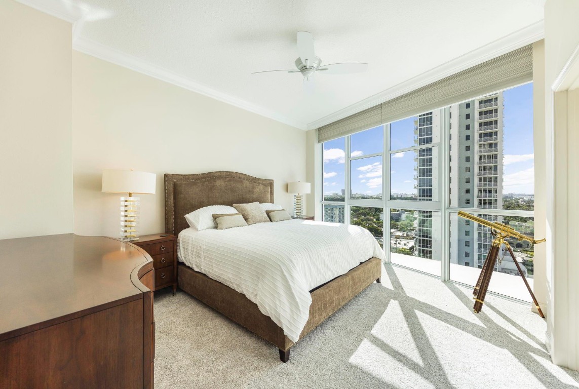 111 SE 8th #PH-1701 Fort Lauderdale, FL 33301