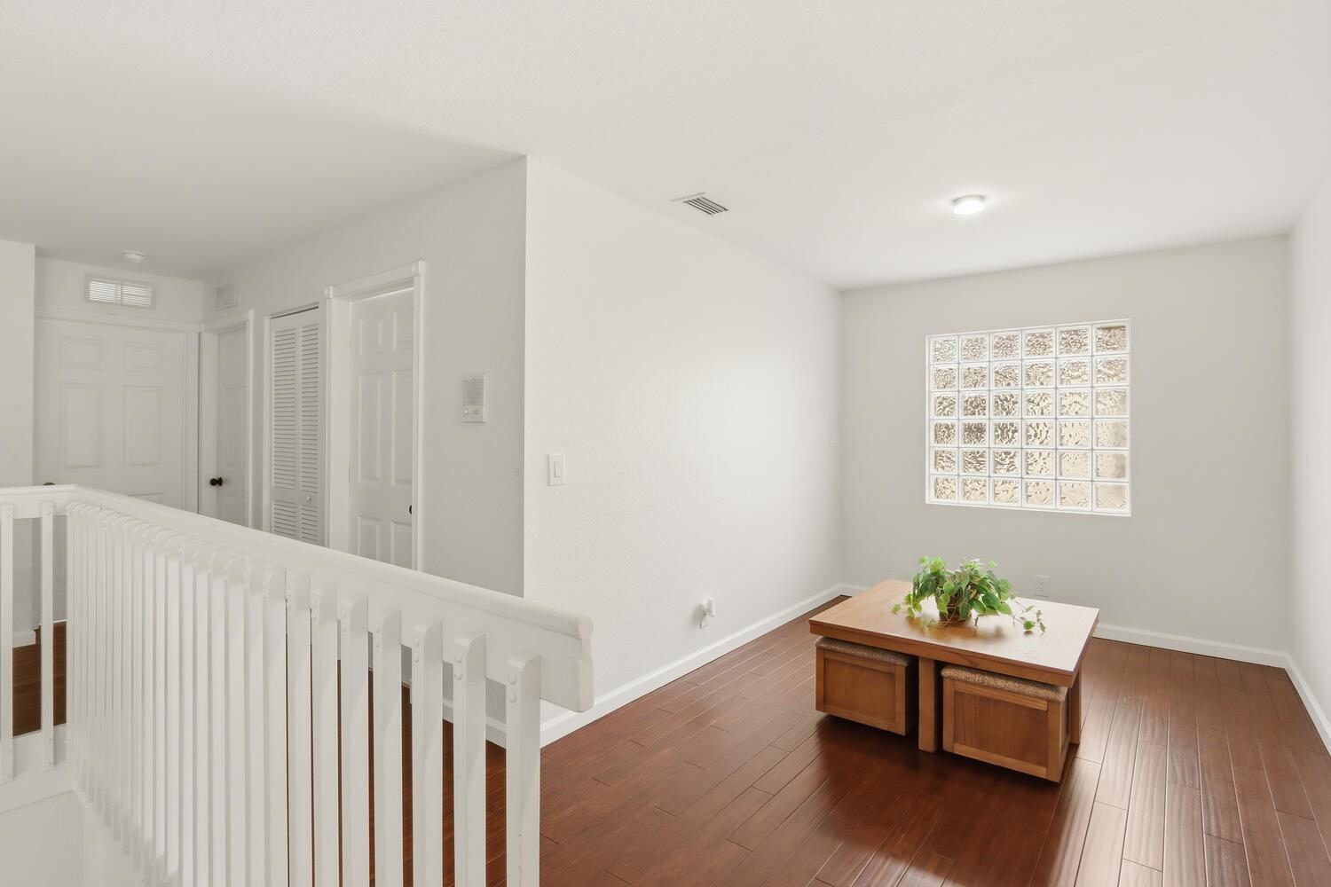 1085 Center Stone Ln Riviera Beach, FL 33404