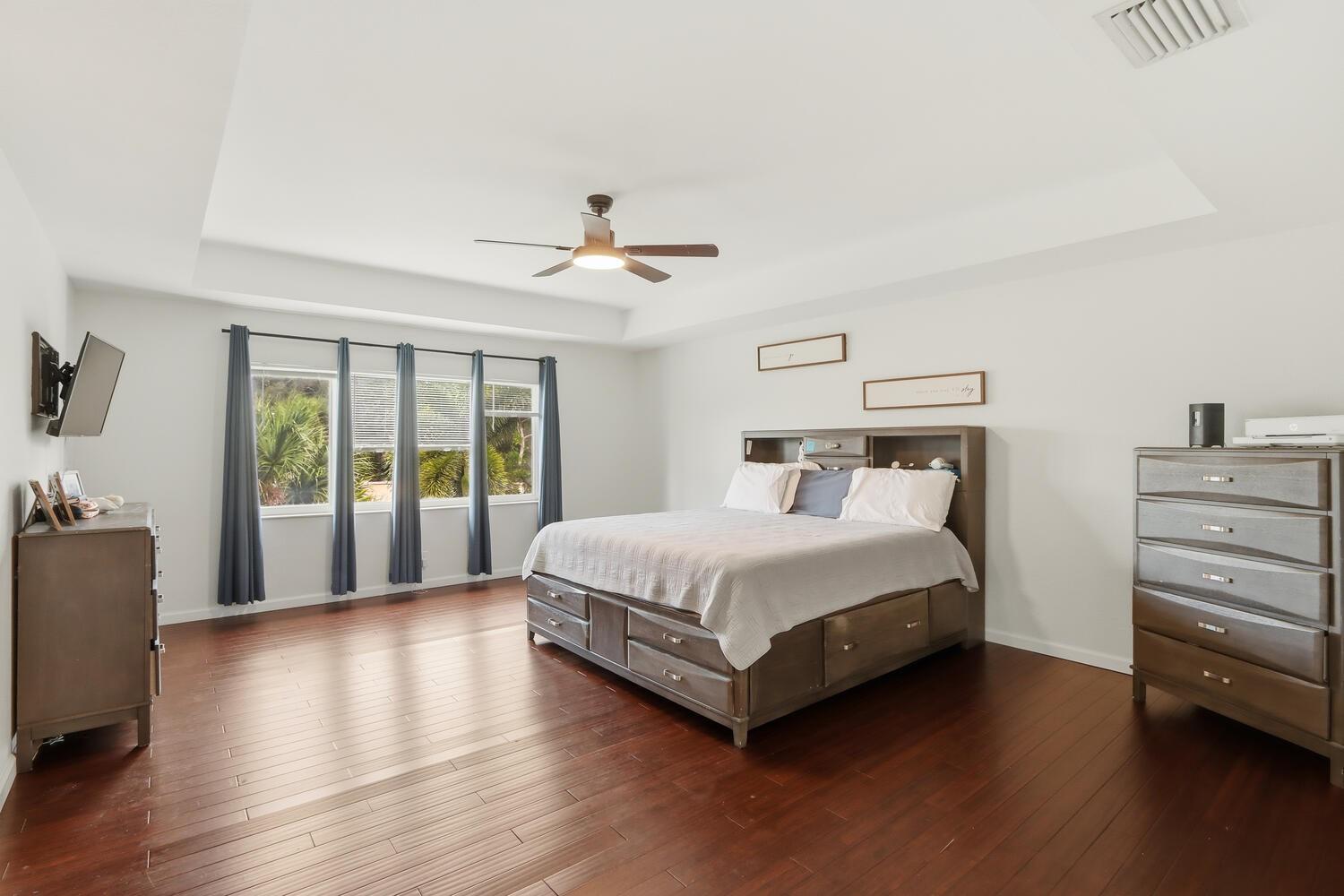 1085 Center Stone Ln Riviera Beach, FL 33404