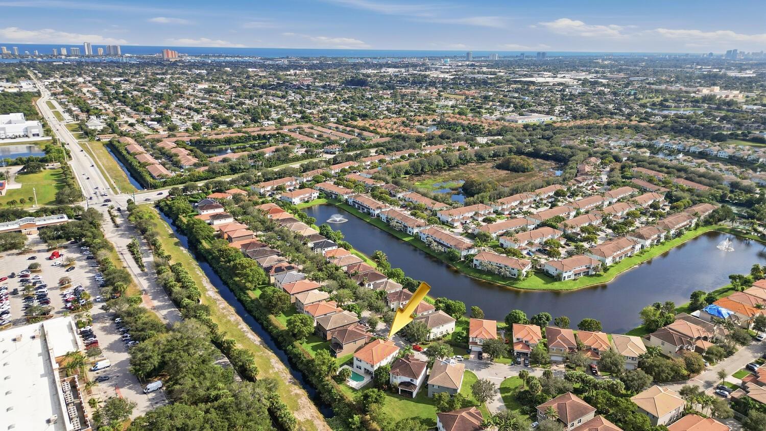 1085 Center Stone Ln Riviera Beach, FL 33404