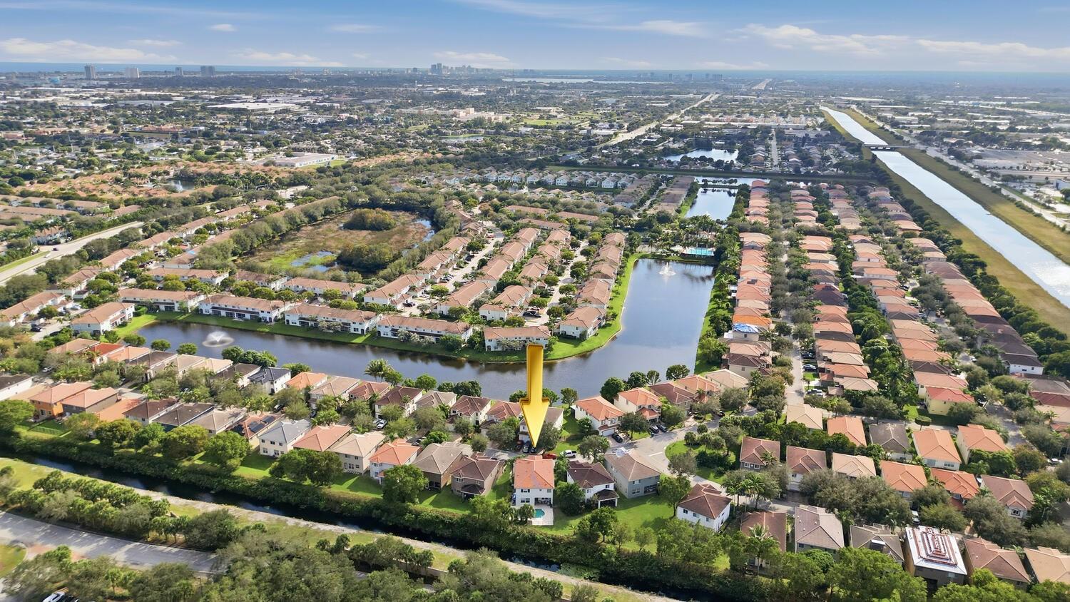 1085 Center Stone Ln Riviera Beach, FL 33404