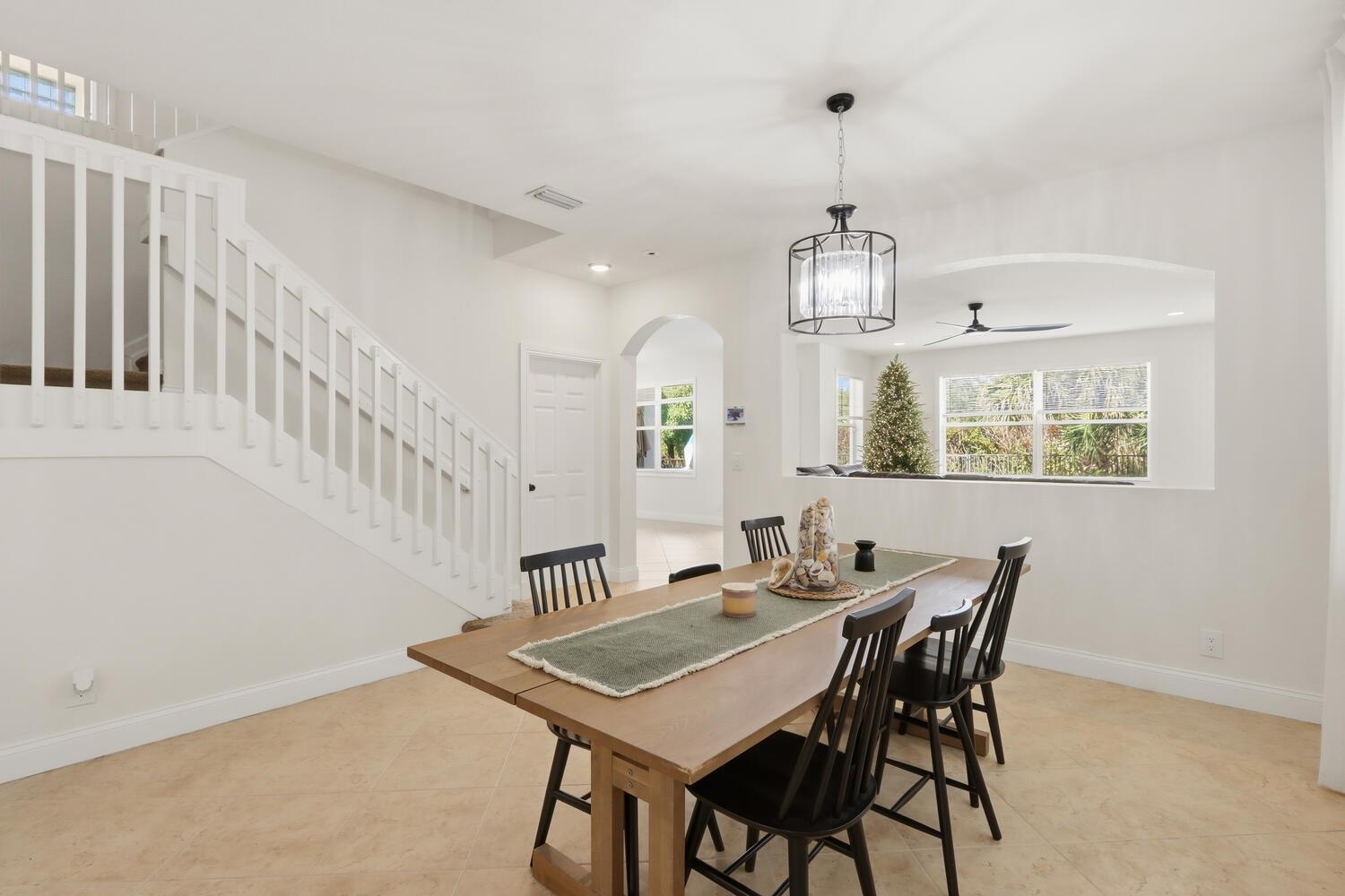 1085 Center Stone Ln Riviera Beach, FL 33404