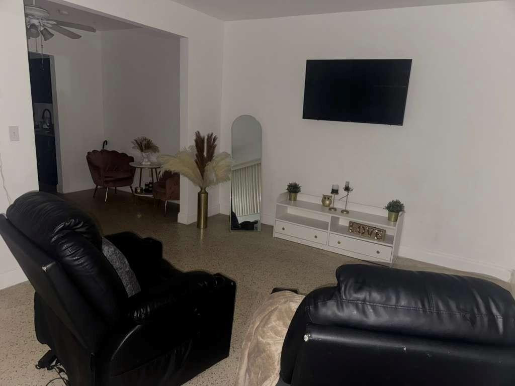 740 83rd #2 Miami Beach, FL 33141