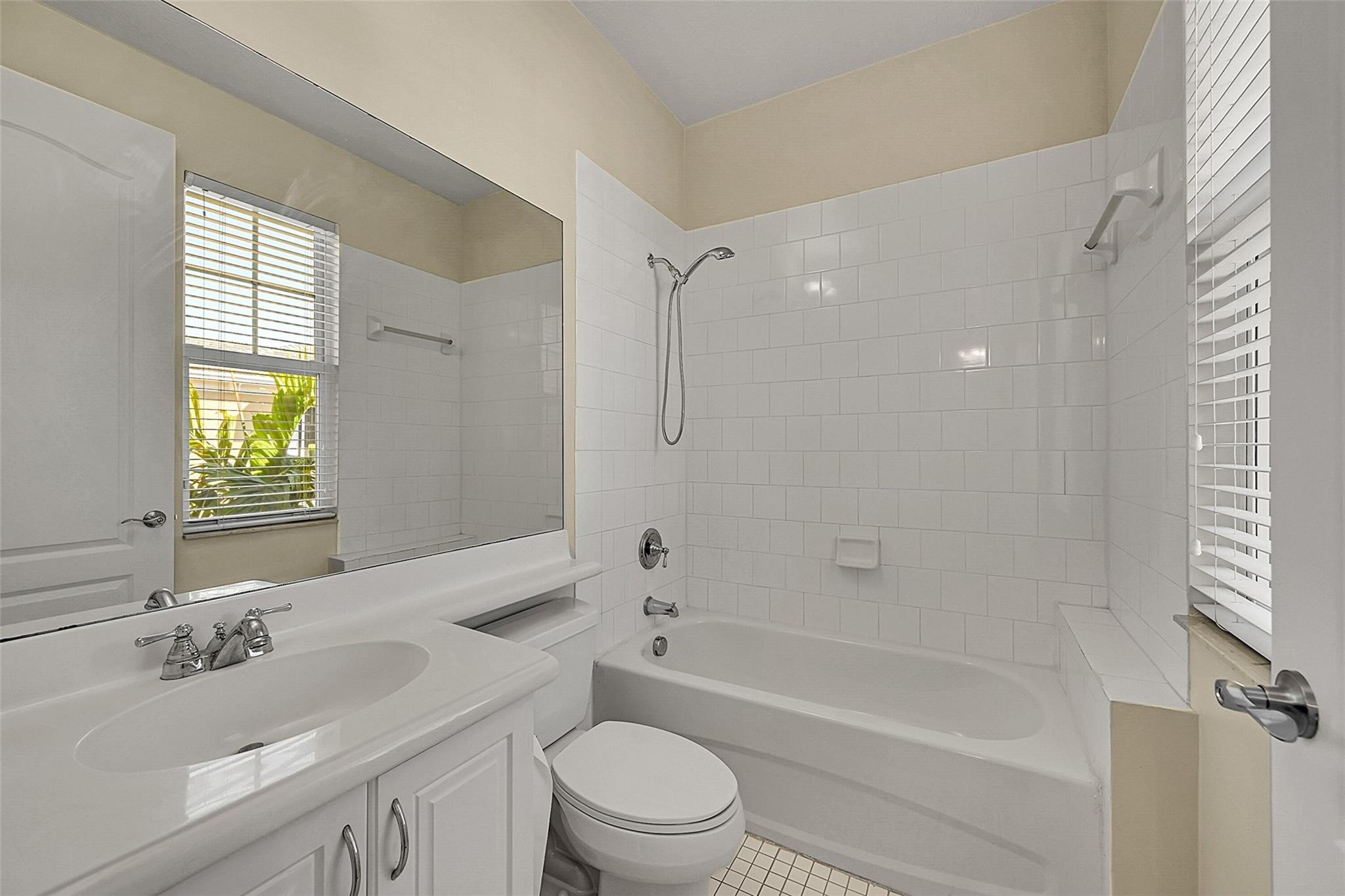 3605 NW 5th Boca Raton, FL 33431