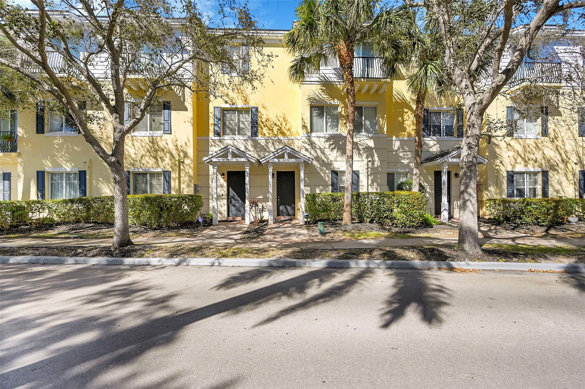 3605 NW 5th Boca Raton, FL 33431