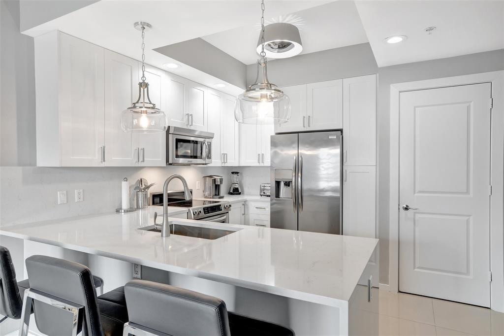 315 NE 3rd #1004 Fort Lauderdale, FL 33301