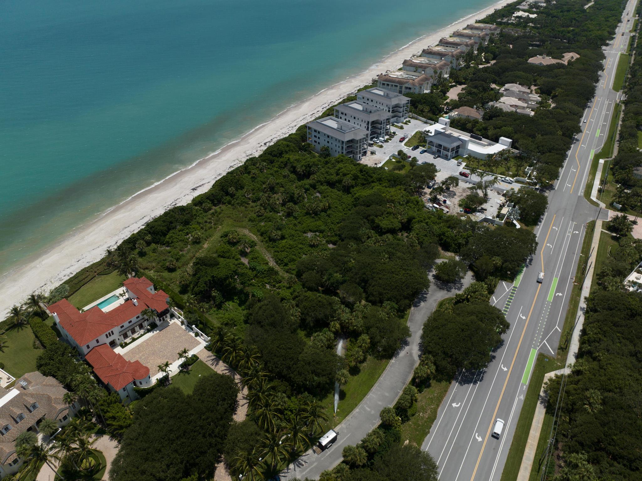 211 S Blue Wave Ln Indian River Shores, FL 32963