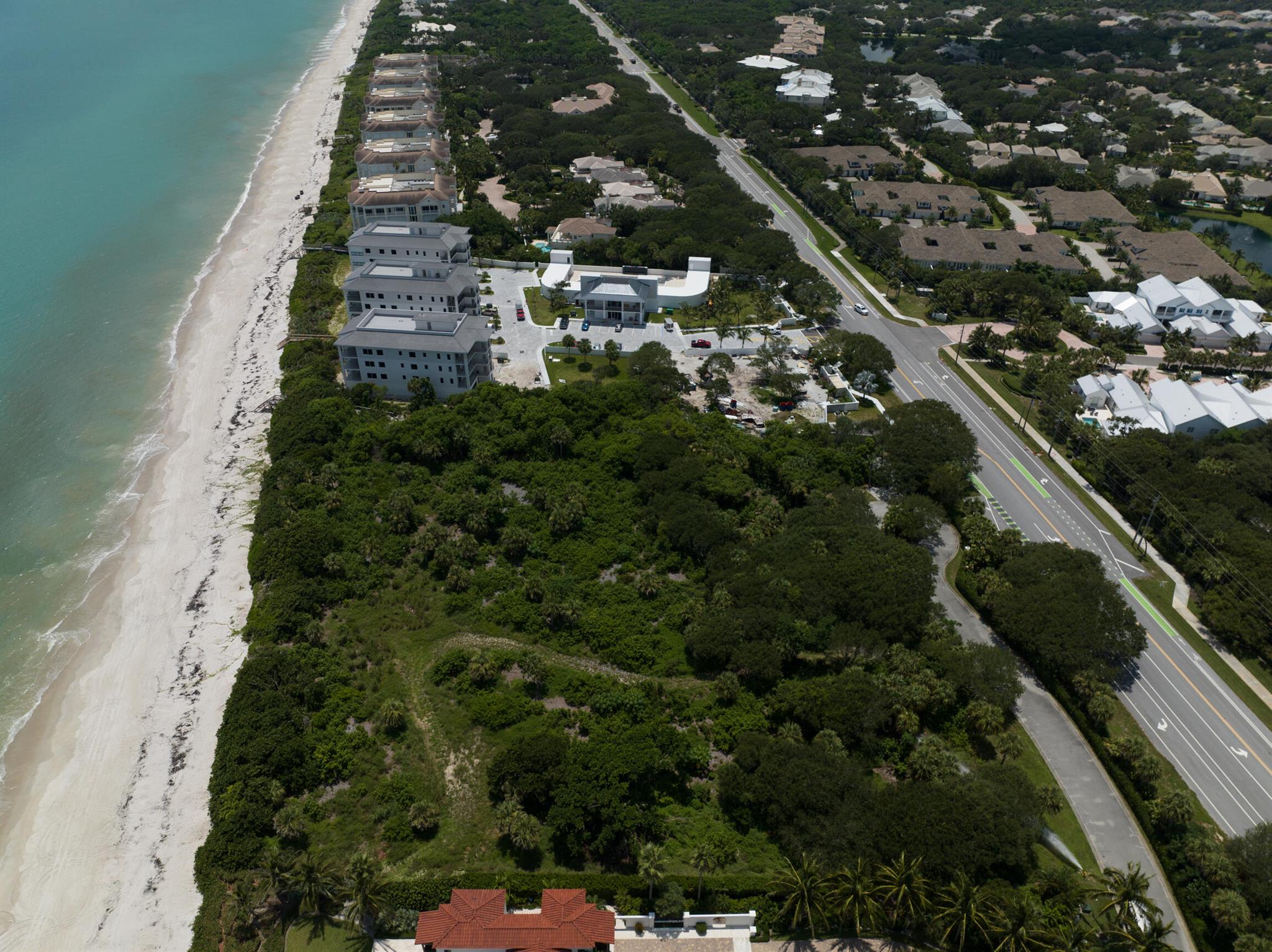 211 S Blue Wave Ln Indian River Shores, FL 32963