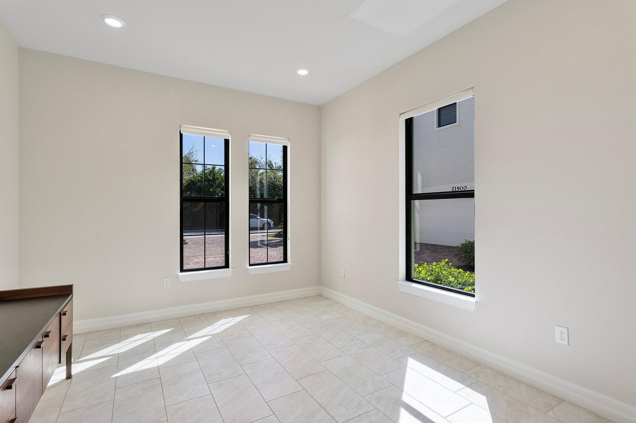 21908 Canadensis Cir #101 Boca Raton, FL 33428