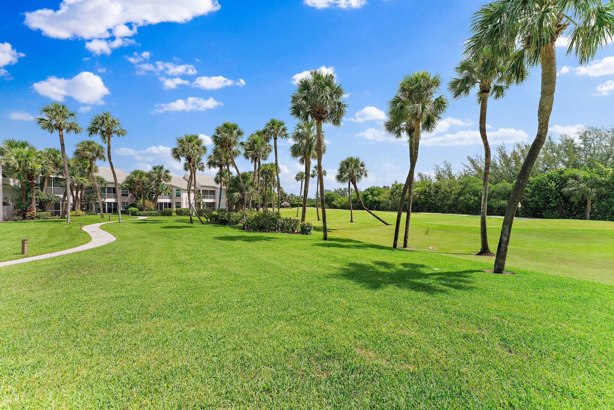 2905 Fairway Dr Jupiter, FL 33477