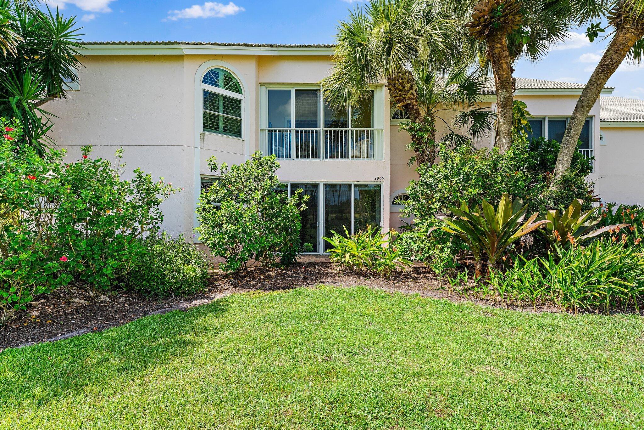 2905 Fairway Dr Jupiter, FL 33477