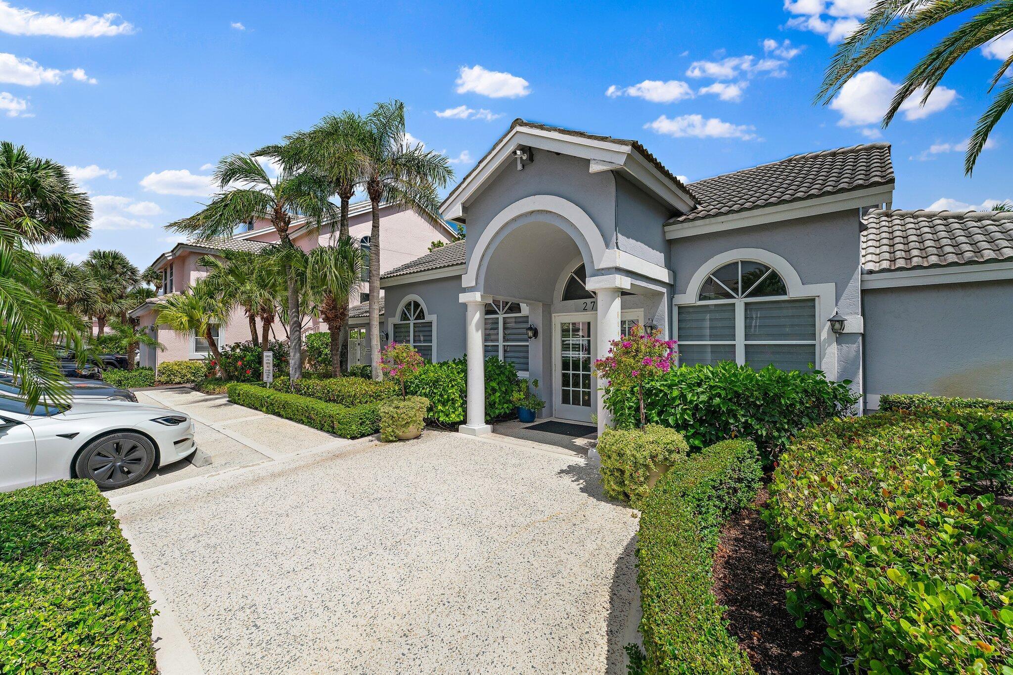 2905 Fairway Dr Jupiter, FL 33477